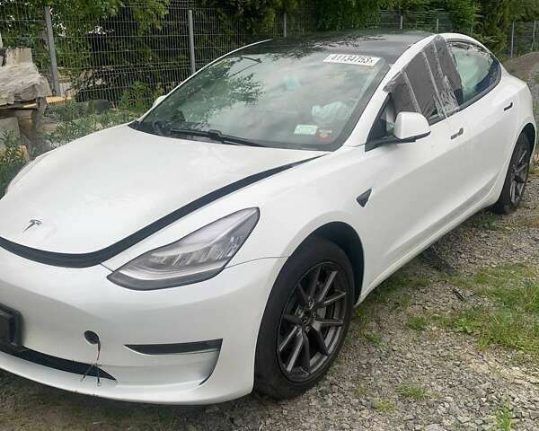 Тесла Модель 3, об'ємом двигуна 0 л та пробігом 10 тис. км за 25500 $, фото 1 на Automoto.ua