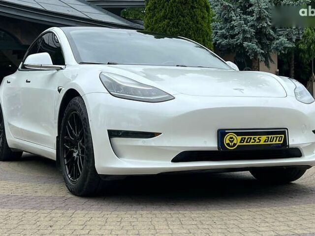 Тесла Модель 3, объемом двигателя 0 л и пробегом 150 тыс. км за 15700 $, фото 1 на Automoto.ua