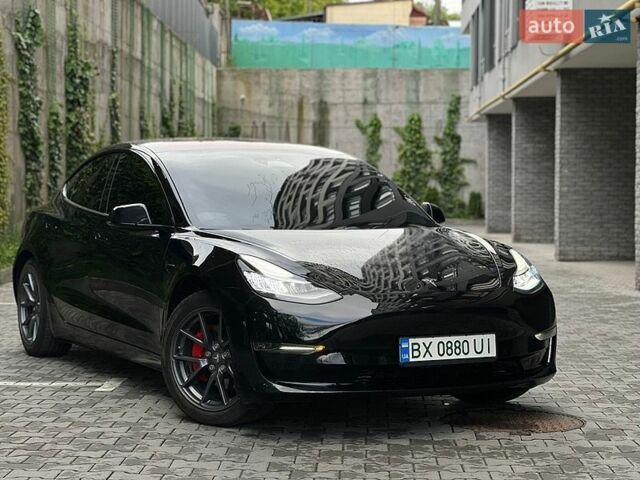 Тесла Модель 3, объемом двигателя 0 л и пробегом 200 тыс. км за 14000 $, фото 1 на Automoto.ua