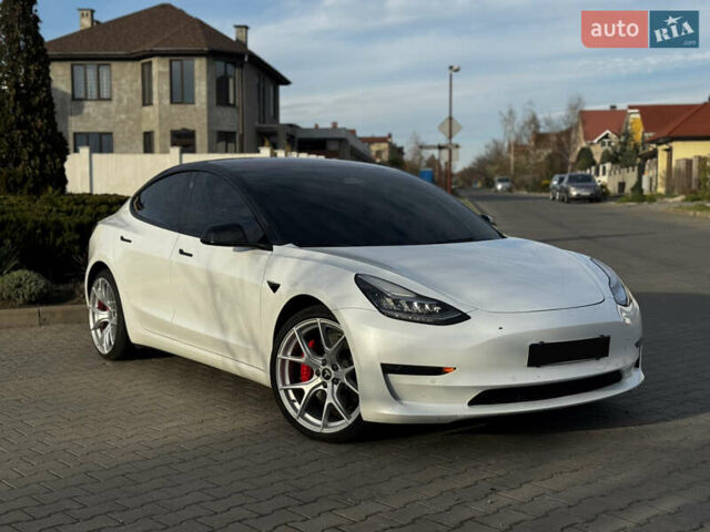 Тесла Модель 3, объемом двигателя 0 л и пробегом 143 тыс. км за 18400 $, фото 1 на Automoto.ua