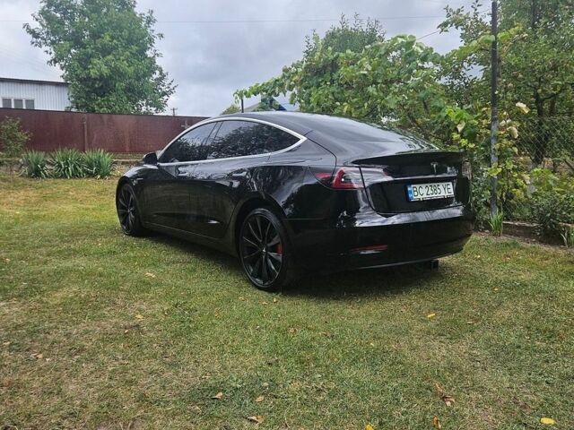 Тесла Модель 3, об'ємом двигуна 0 л та пробігом 210 тис. км за 17000 $, фото 1 на Automoto.ua