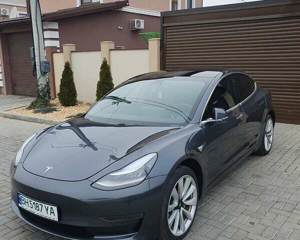 Тесла Модель 3, объемом двигателя 0 л и пробегом 117 тыс. км за 15000 $, фото 1 на Automoto.ua