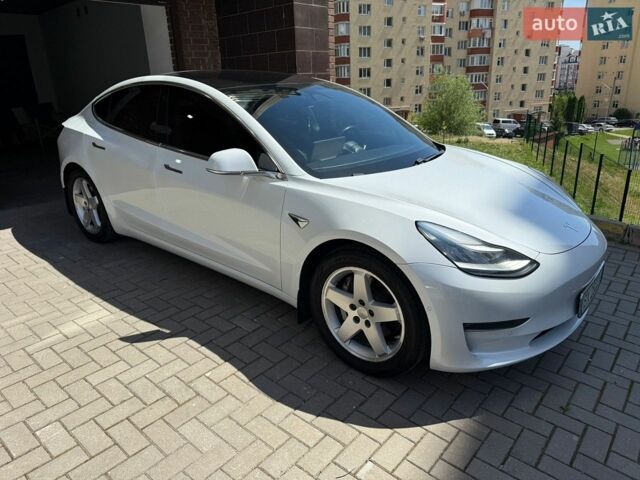 Тесла Модель 3, об'ємом двигуна 0 л та пробігом 151 тис. км за 15100 $, фото 1 на Automoto.ua