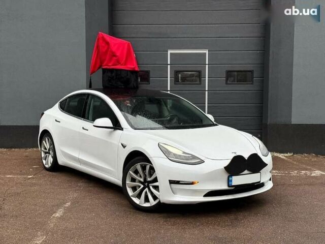 Тесла Модель 3, объемом двигателя 0 л и пробегом 35 тыс. км за 19500 $, фото 1 на Automoto.ua