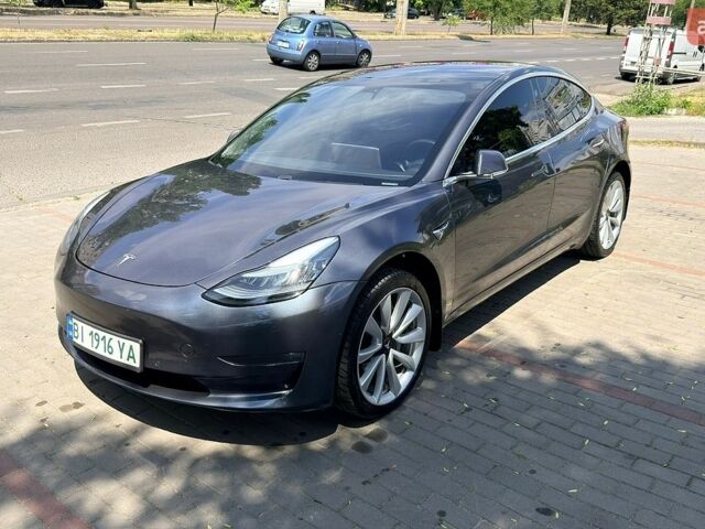 Тесла Модель 3, объемом двигателя 0 л и пробегом 61 тыс. км за 19500 $, фото 1 на Automoto.ua