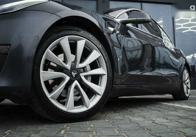 Тесла Модель 3, объемом двигателя 0 л и пробегом 150 тыс. км за 19000 $, фото 1 на Automoto.ua