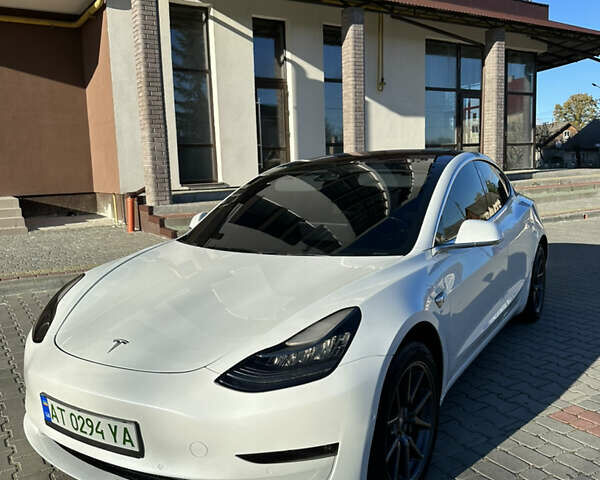 Тесла Модель 3, об'ємом двигуна 0 л та пробігом 70 тис. км за 16500 $, фото 1 на Automoto.ua