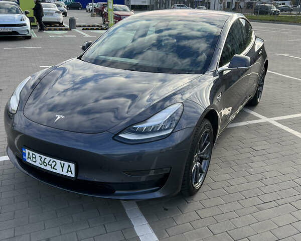Тесла Модель 3, объемом двигателя 0 л и пробегом 100 тыс. км за 17500 $, фото 1 на Automoto.ua