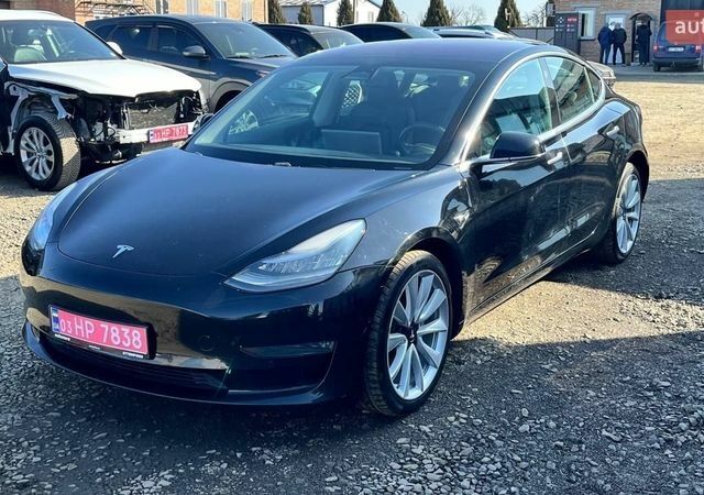 Тесла Модель 3, объемом двигателя 0 л и пробегом 176 тыс. км за 11200 $, фото 1 на Automoto.ua