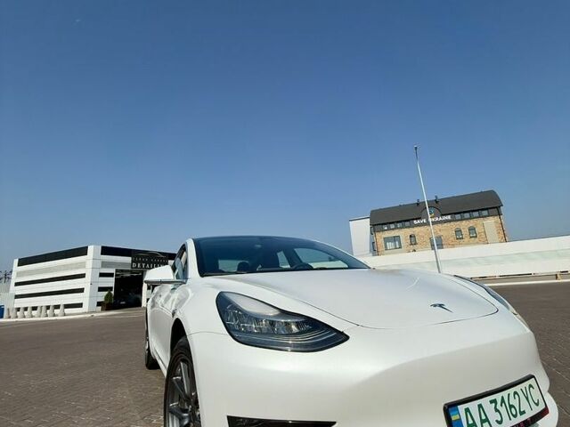 Тесла Модель 3, объемом двигателя 0 л и пробегом 115 тыс. км за 15900 $, фото 1 на Automoto.ua