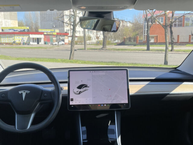 Тесла Модель 3, объемом двигателя 0 л и пробегом 55 тыс. км за 20000 $, фото 1 на Automoto.ua