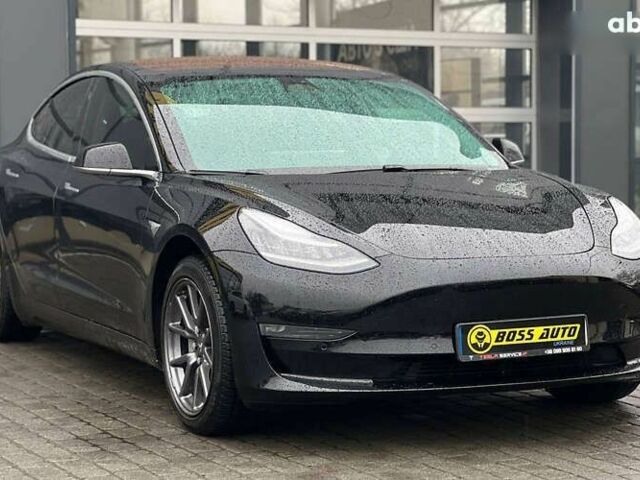 Тесла Модель 3, объемом двигателя 0 л и пробегом 77 тыс. км за 15300 $, фото 1 на Automoto.ua