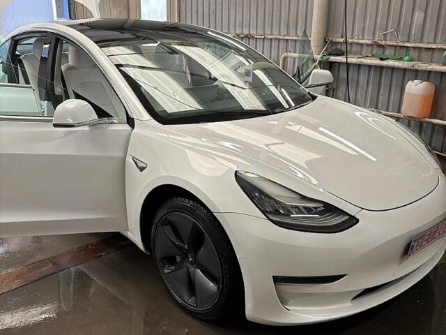 Тесла Модель 3, объемом двигателя 0 л и пробегом 79 тыс. км за 18100 $, фото 1 на Automoto.ua