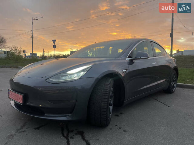 Тесла Модель 3, объемом двигателя 0 л и пробегом 72 тыс. км за 31950 $, фото 1 на Automoto.ua