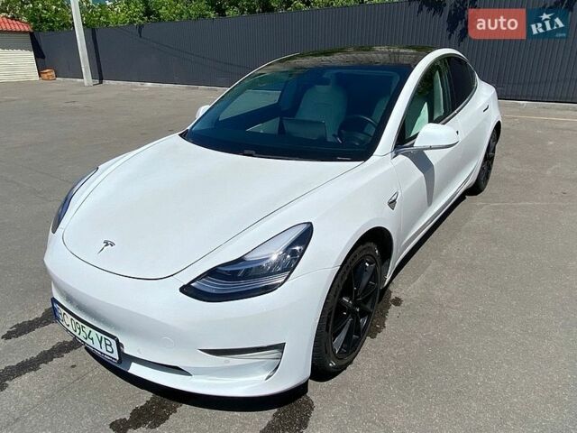 Тесла Модель 3, объемом двигателя 0 л и пробегом 91 тыс. км за 17500 $, фото 1 на Automoto.ua