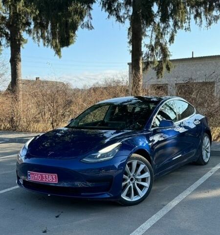 Тесла Модель 3, объемом двигателя 0 л и пробегом 90 тыс. км за 16000 $, фото 1 на Automoto.ua