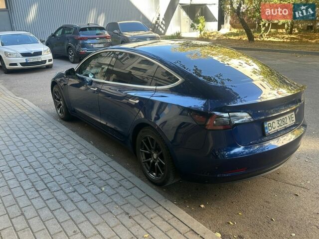 Тесла Модель 3, объемом двигателя 0 л и пробегом 127 тыс. км за 15900 $, фото 1 на Automoto.ua