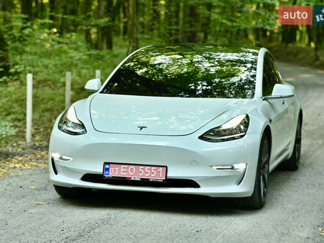 Тесла Модель 3, объемом двигателя 0 л и пробегом 159 тыс. км за 24000 $, фото 1 на Automoto.ua