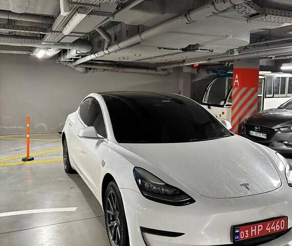 Тесла Модель 3, объемом двигателя 0 л и пробегом 250 тыс. км за 13599 $, фото 1 на Automoto.ua