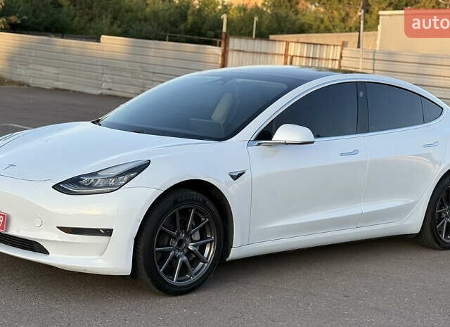 Тесла Модель 3, об'ємом двигуна 0 л та пробігом 223 тис. км за 13100 $, фото 1 на Automoto.ua