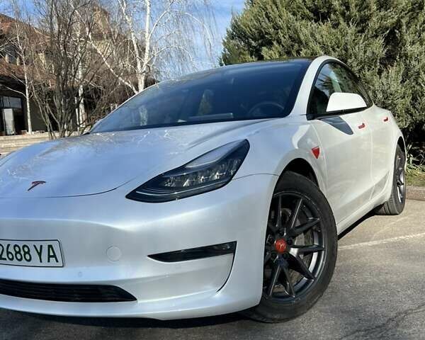Тесла Модель 3, об'ємом двигуна 0 л та пробігом 96 тис. км за 23500 $, фото 1 на Automoto.ua
