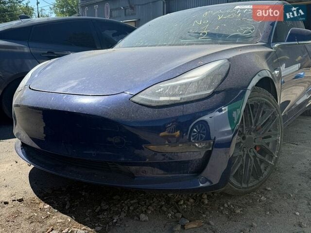 Тесла Модель 3, объемом двигателя 0 л и пробегом 148 тыс. км за 16900 $, фото 1 на Automoto.ua