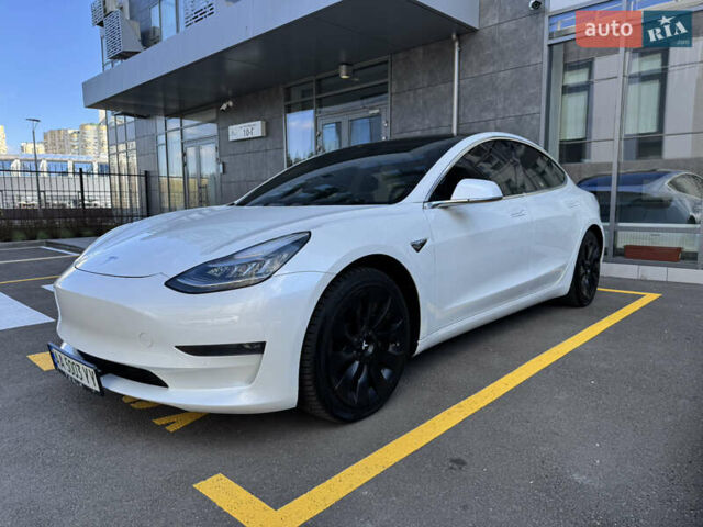 Тесла Модель 3, объемом двигателя 0 л и пробегом 58 тыс. км за 19900 $, фото 1 на Automoto.ua