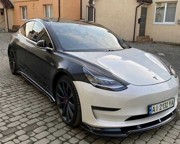 Тесла Модель 3, объемом двигателя 0 л и пробегом 23 тыс. км за 32999 $, фото 1 на Automoto.ua