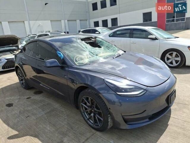 Тесла Модель 3, объемом двигателя 0 л и пробегом 210 тыс. км за 11400 $, фото 1 на Automoto.ua