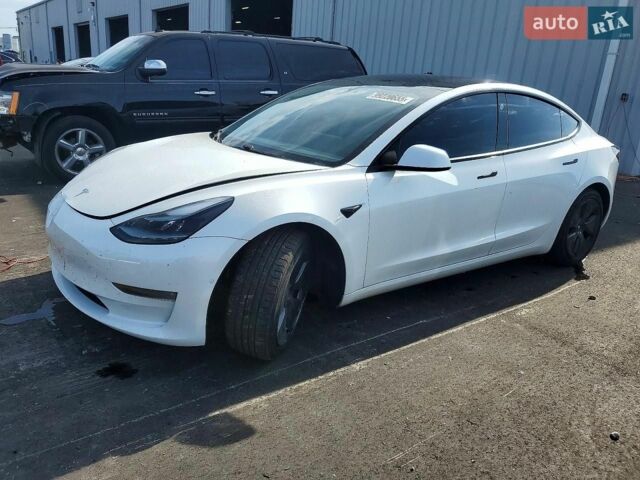 Тесла Модель 3, об'ємом двигуна 0 л та пробігом 118 тис. км за 5500 $, фото 1 на Automoto.ua