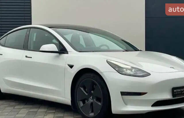 Тесла Модель 3, об'ємом двигуна 0 л та пробігом 65 тис. км за 25000 $, фото 1 на Automoto.ua