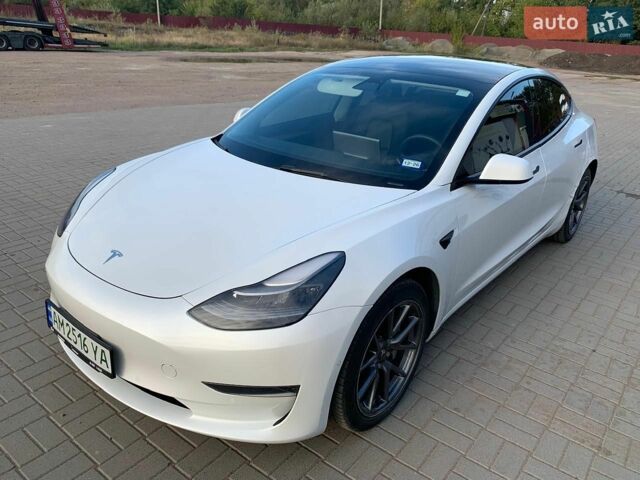 Тесла Модель 3, объемом двигателя 0 л и пробегом 72 тыс. км за 17500 $, фото 1 на Automoto.ua