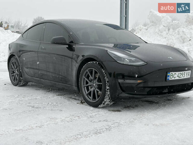 Тесла Модель 3, объемом двигателя 0 л и пробегом 65 тыс. км за 18000 $, фото 1 на Automoto.ua