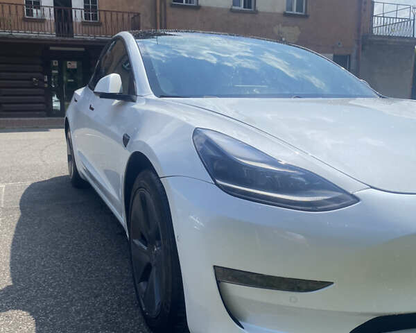 Тесла Модель 3, объемом двигателя 0 л и пробегом 55 тыс. км за 19000 $, фото 1 на Automoto.ua