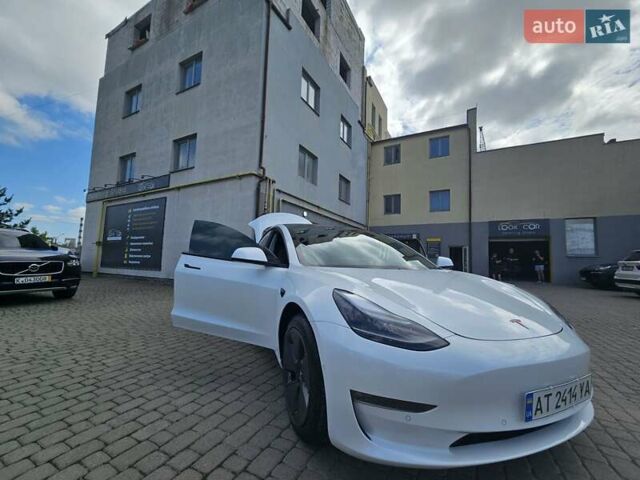Тесла Модель 3, объемом двигателя 0 л и пробегом 51 тыс. км за 29000 $, фото 1 на Automoto.ua