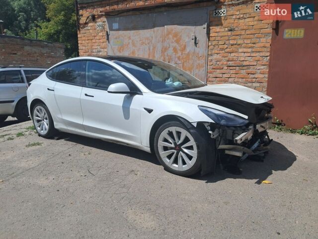 Тесла Модель 3, объемом двигателя 0 л и пробегом 200 тыс. км за 9800 $, фото 1 на Automoto.ua