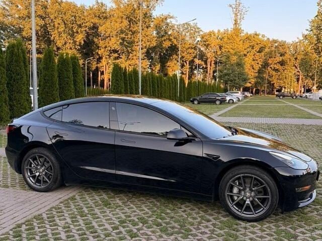 Тесла Модель 3, объемом двигателя 0 л и пробегом 60 тыс. км за 16700 $, фото 1 на Automoto.ua