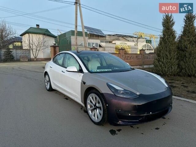 Тесла Модель 3, объемом двигателя 0 л и пробегом 69 тыс. км за 14000 $, фото 1 на Automoto.ua