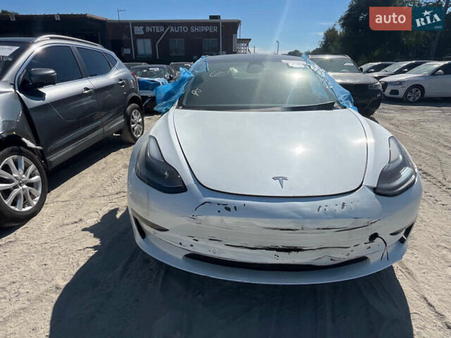 Тесла Модель 3, об'ємом двигуна 0 л та пробігом 60 тис. км за 16000 $, фото 1 на Automoto.ua