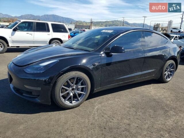 Тесла Модель 3, объемом двигателя 0 л и пробегом 107 тыс. км за 6100 $, фото 1 на Automoto.ua