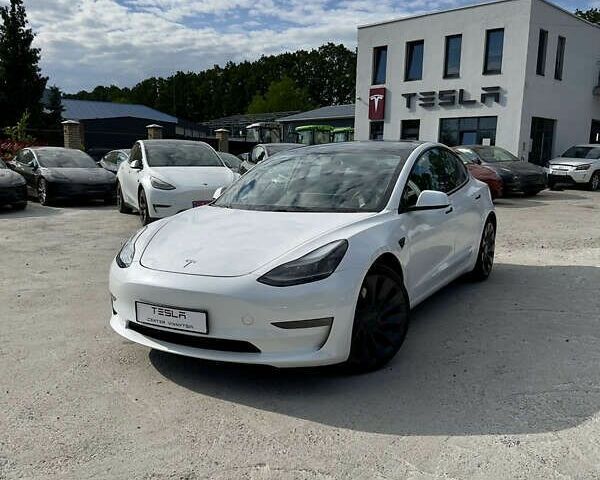 Тесла Модель 3, объемом двигателя 0 л и пробегом 10 тыс. км за 27900 $, фото 1 на Automoto.ua