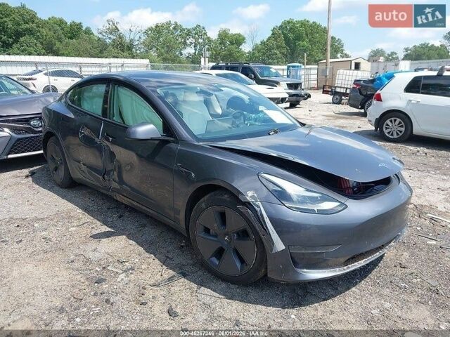 Тесла Модель 3, объемом двигателя 0 л и пробегом 87 тыс. км за 11000 $, фото 1 на Automoto.ua