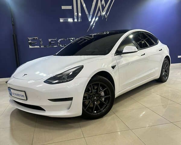 Тесла Модель 3, об'ємом двигуна 0 л та пробігом 19 тис. км за 25999 $, фото 1 на Automoto.ua