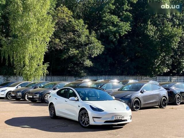 Тесла Модель 3, объемом двигателя 0 л и пробегом 3 тыс. км за 25999 $, фото 1 на Automoto.ua