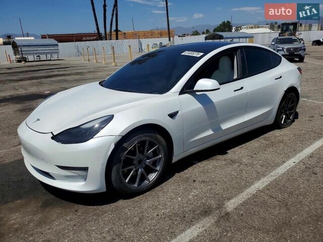 Тесла Модель 3, объемом двигателя 0 л и пробегом 58 тыс. км за 6500 $, фото 1 на Automoto.ua