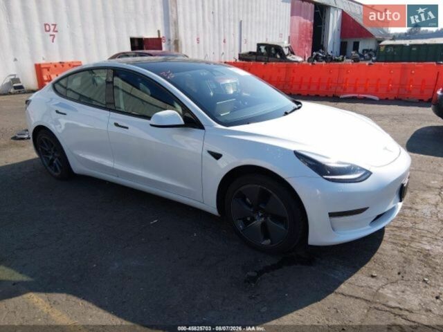 Тесла Модель 3, объемом двигателя 0 л и пробегом 76 тыс. км за 5800 $, фото 1 на Automoto.ua