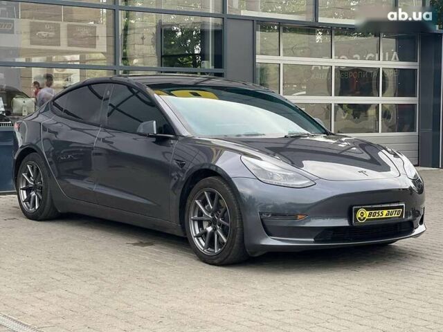 Тесла Модель 3, объемом двигателя 0 л и пробегом 50 тыс. км за 26000 $, фото 1 на Automoto.ua