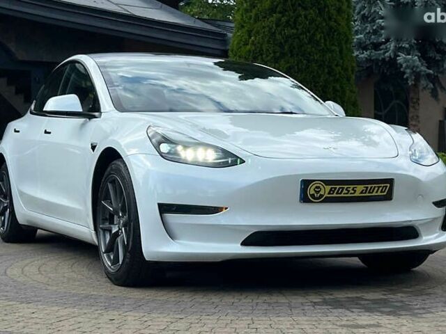 Тесла Модель 3, объемом двигателя 0 л и пробегом 41 тыс. км за 18500 $, фото 1 на Automoto.ua