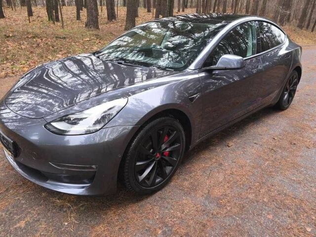 Сірий Тесла Модель 3, об'ємом двигуна 0 л та пробігом 62 тис. км за 14000 $, фото 1 на Automoto.ua