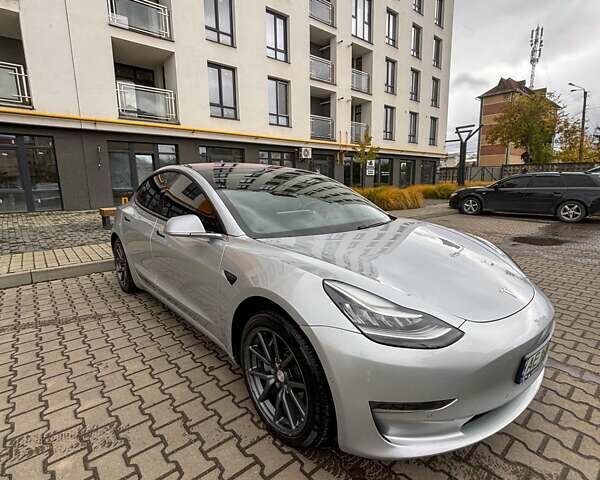 Сірий Тесла Модель 3, об'ємом двигуна 0 л та пробігом 168 тис. км за 16399 $, фото 1 на Automoto.ua